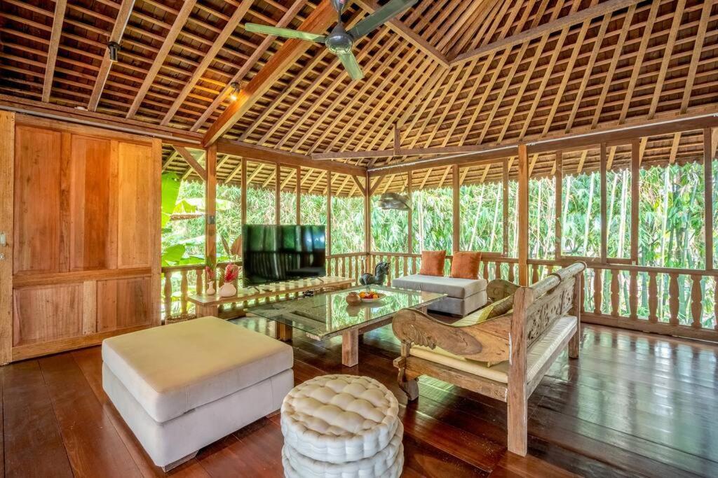 Secret River Villa - Luxury Villa 5 Bedrooms - Kerobokan - Canggu المظهر الخارجي الصورة