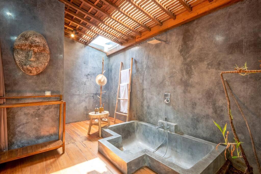 Secret River Villa - Luxury Villa 5 Bedrooms - Kerobokan - Canggu المظهر الخارجي الصورة