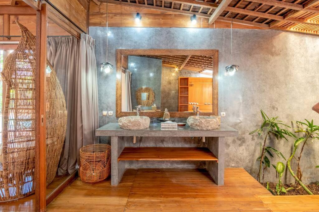 Secret River Villa - Luxury Villa 5 Bedrooms - Kerobokan - Canggu المظهر الخارجي الصورة