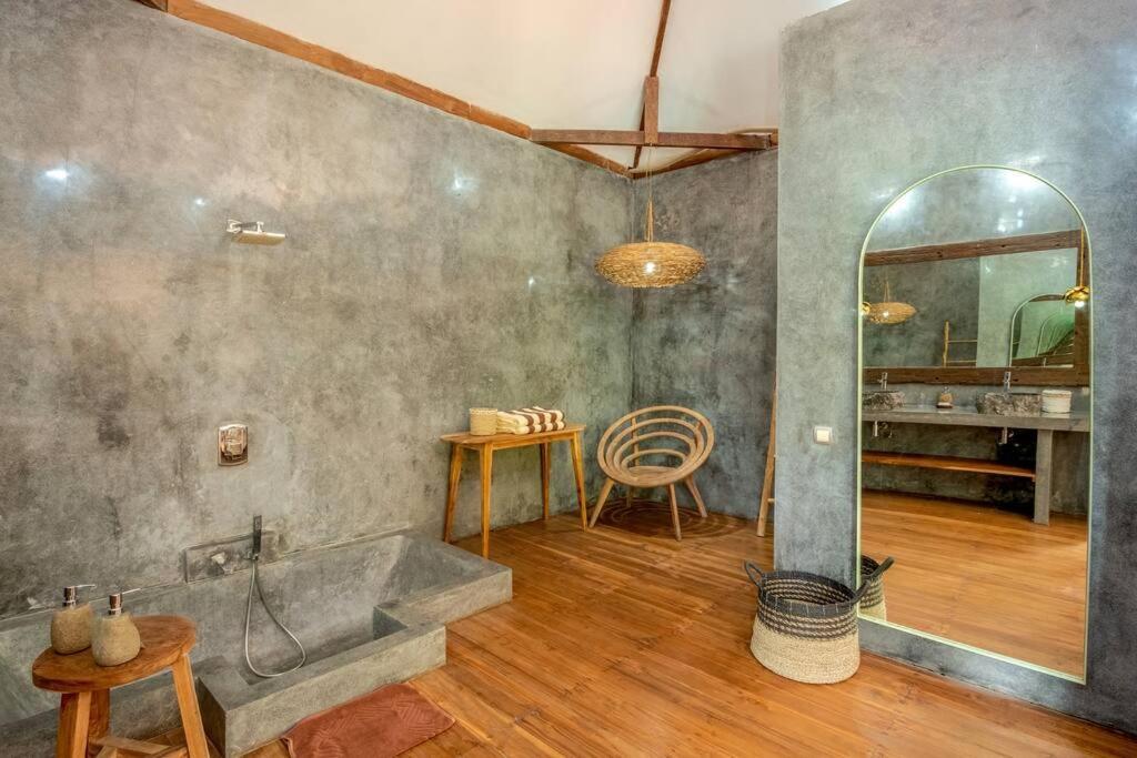 Secret River Villa - Luxury Villa 5 Bedrooms - Kerobokan - Canggu المظهر الخارجي الصورة